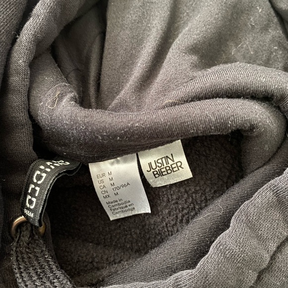 JUSTIN BEIBER PURPOSE TOUR STADIUM TOUR CROPPED HOODIE - Picture 4 of 6